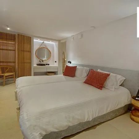 Вилла Zenon - Ideal For 14 People With A Spectacular View Парос