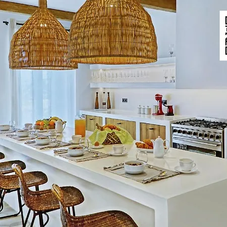 Zenon - Ideal For 14 People With A Spectacular View Парос